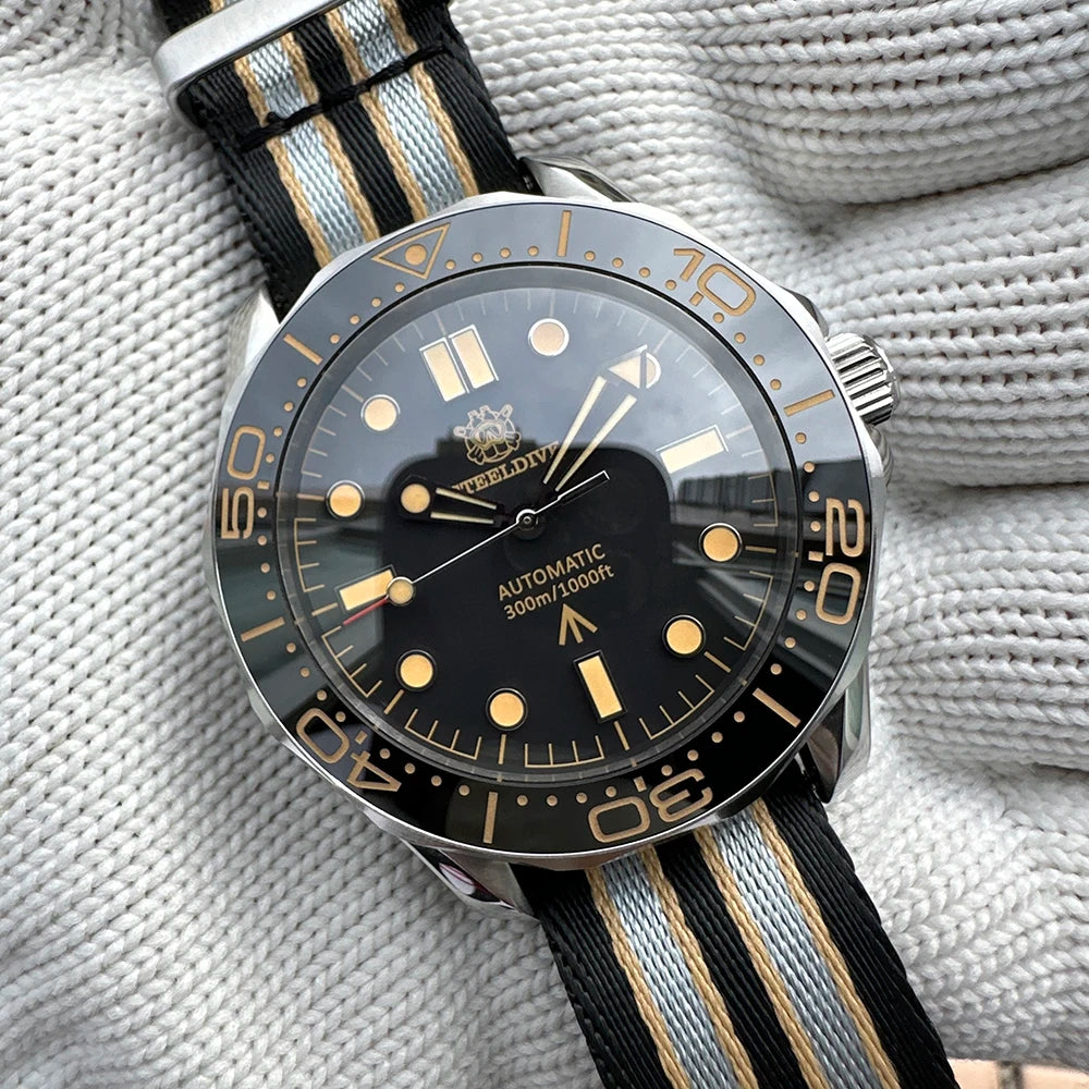 Montre Automatique Diver Vintage 300M – Calibre Seiko NH35 & Lunette Céramique (Réf. SD1957)